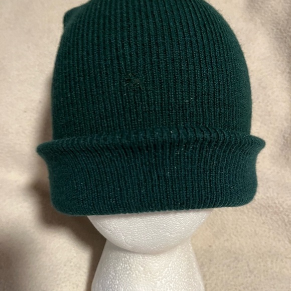 Green Beanie Winter Hat - Picture 3 of 4
